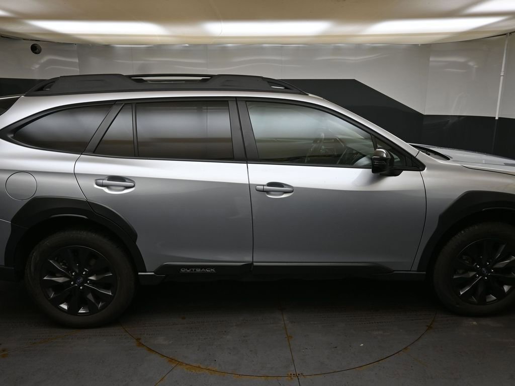 Certified 2025 Subaru Outback Onyx Edition image 7