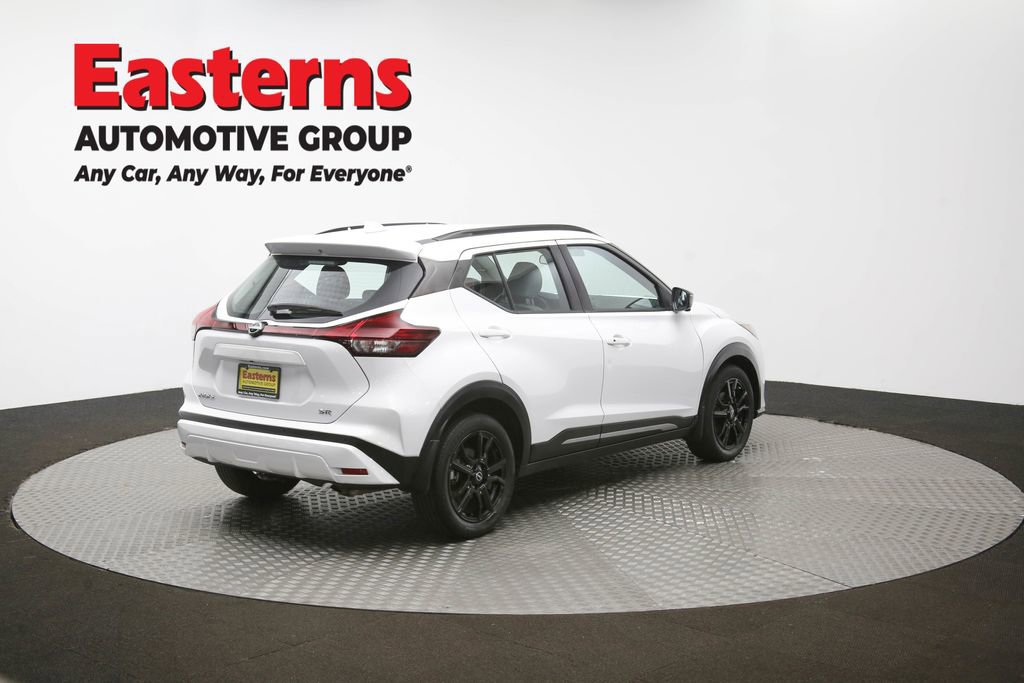 Used 2023 Nissan Kicks SR w/ SR Premium Package image 42