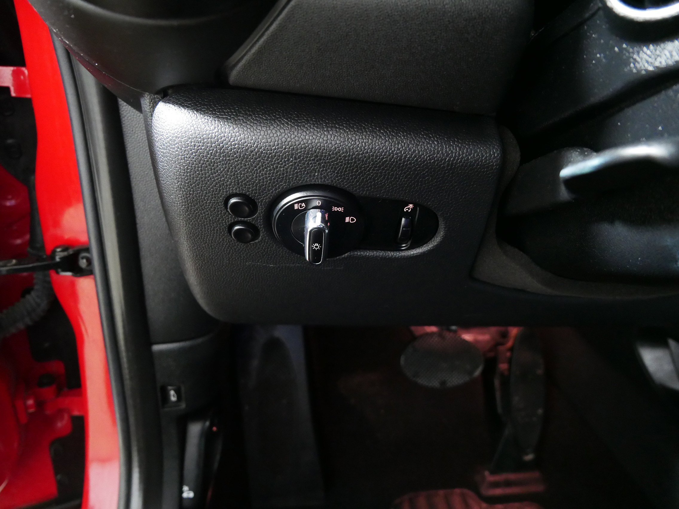 Used 2015 MINI Cooper 2-Door Hardtop image 26