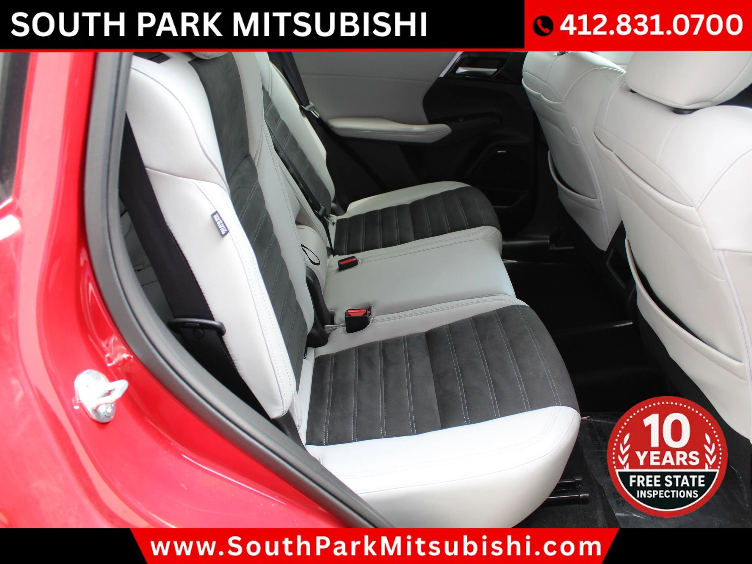 Used 2025 Mitsubishi Outlander SE image 16
