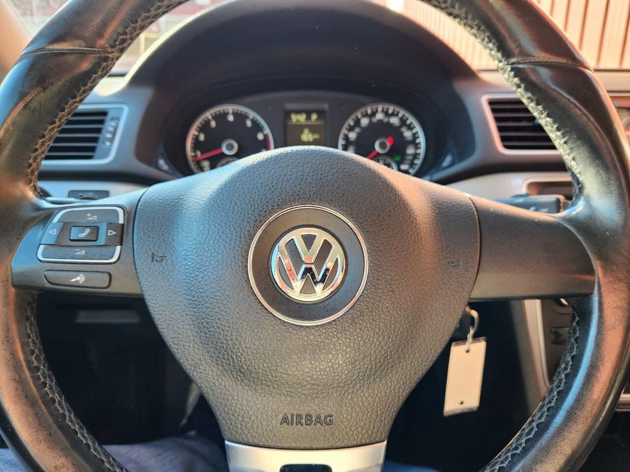 Used 2015 Volkswagen Passat 1.8T Wolfsburg Edition FWD image 18