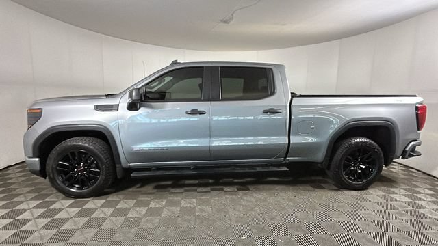 Used 2023 GMC Sierra 1500 Pro w/ Graphite Edition AWD/4WD image 5
