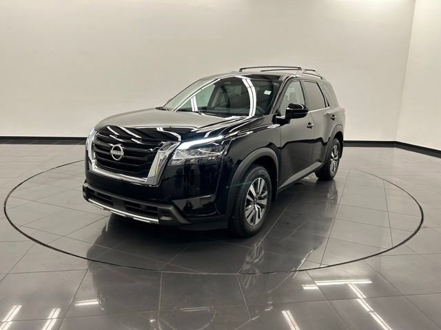 Certified 2024 Nissan Pathfinder SL image 11