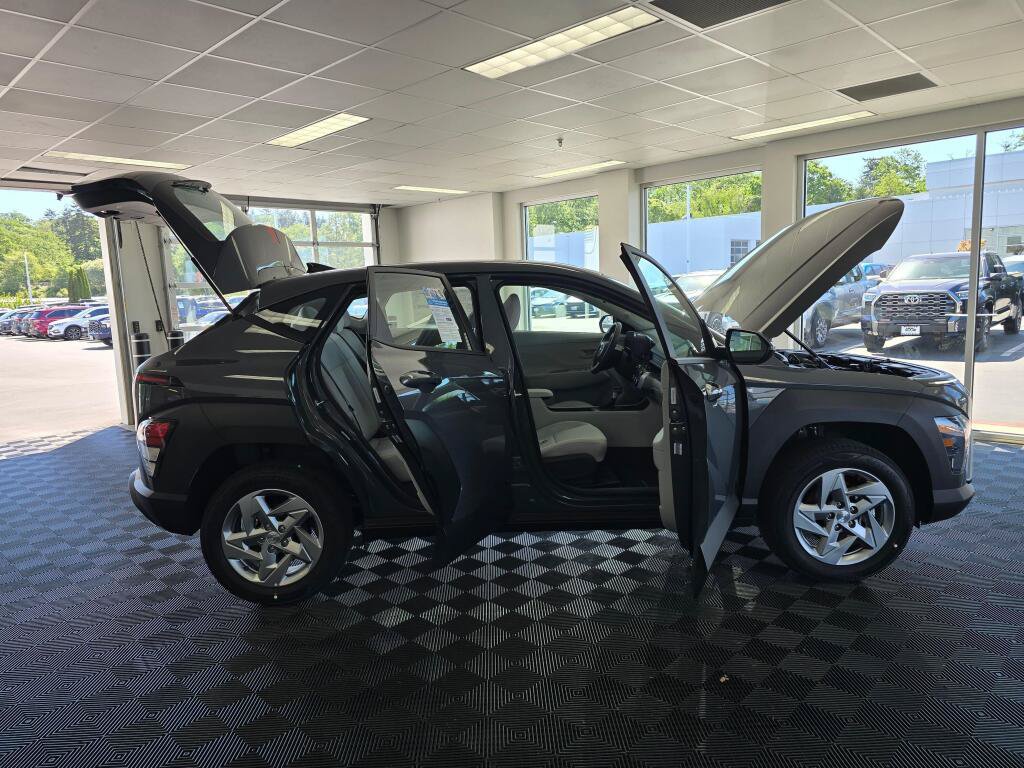 New 2026 Hyundai Kona SE AWD/4WD image 16