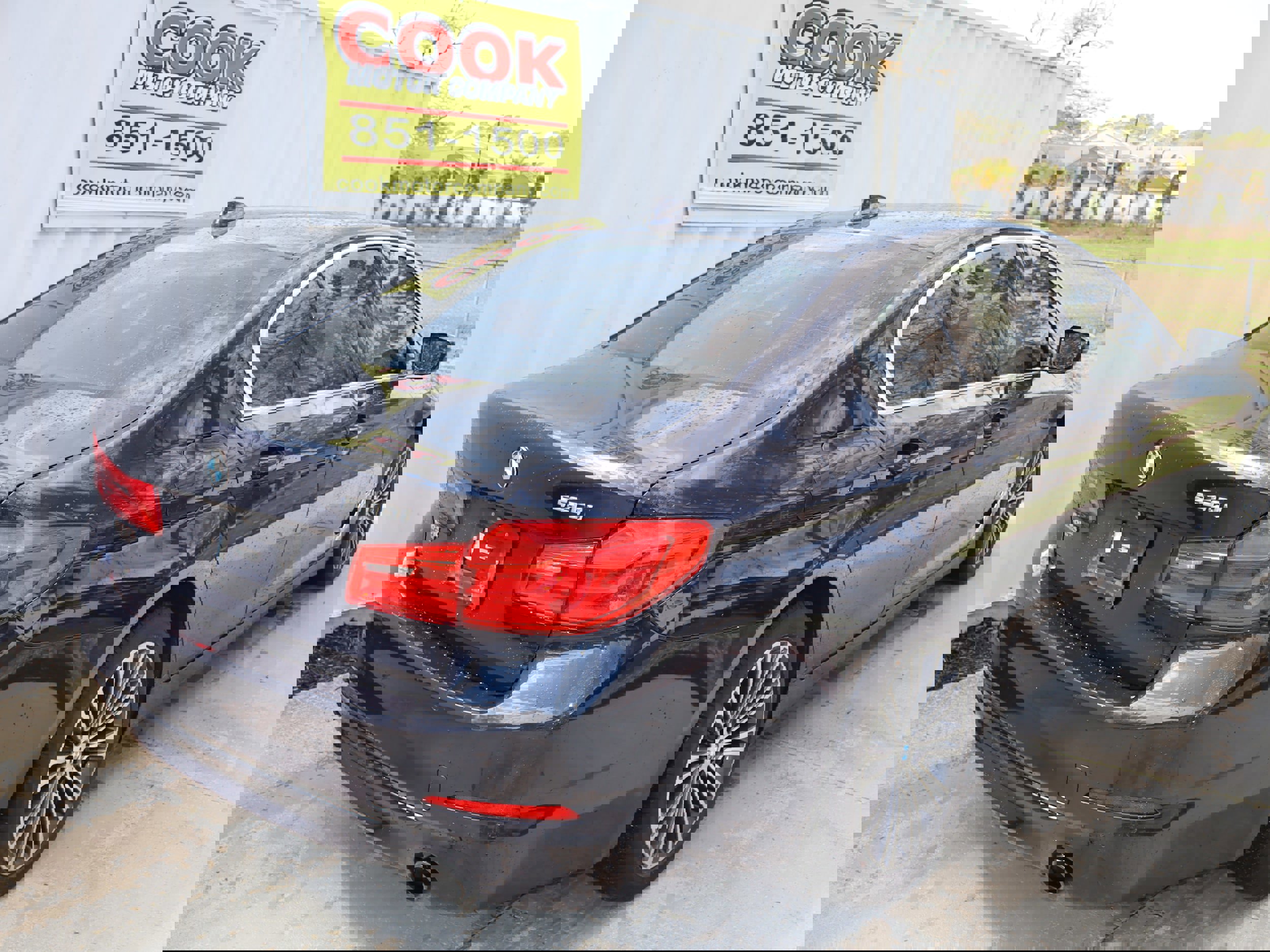 Used 2019 BMW 530i w/ Convenience Package image 11