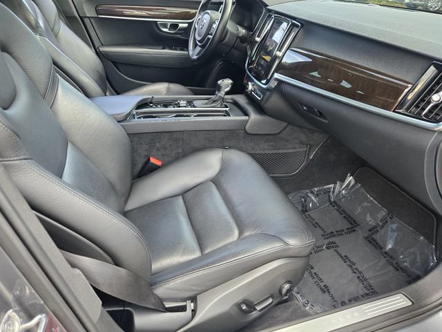 Used 2017 Volvo S90 T5 Momentum w/ Convenience Package FWD image 16