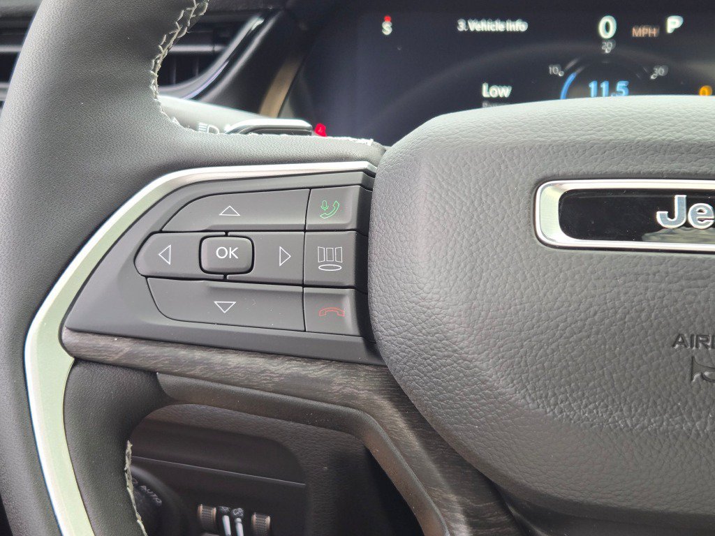 New 2027 Jeep Grand Cherokee Altitude AWD/4WD image 39