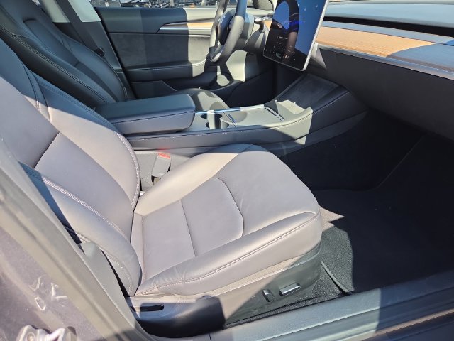 Used 2023 Tesla Model 3 Performance AWD/4WD image 29