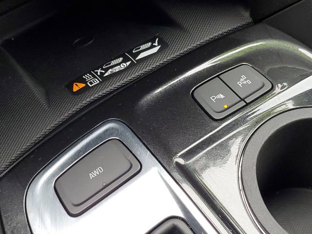 Used 2023 Chevrolet Equinox Premier image 19