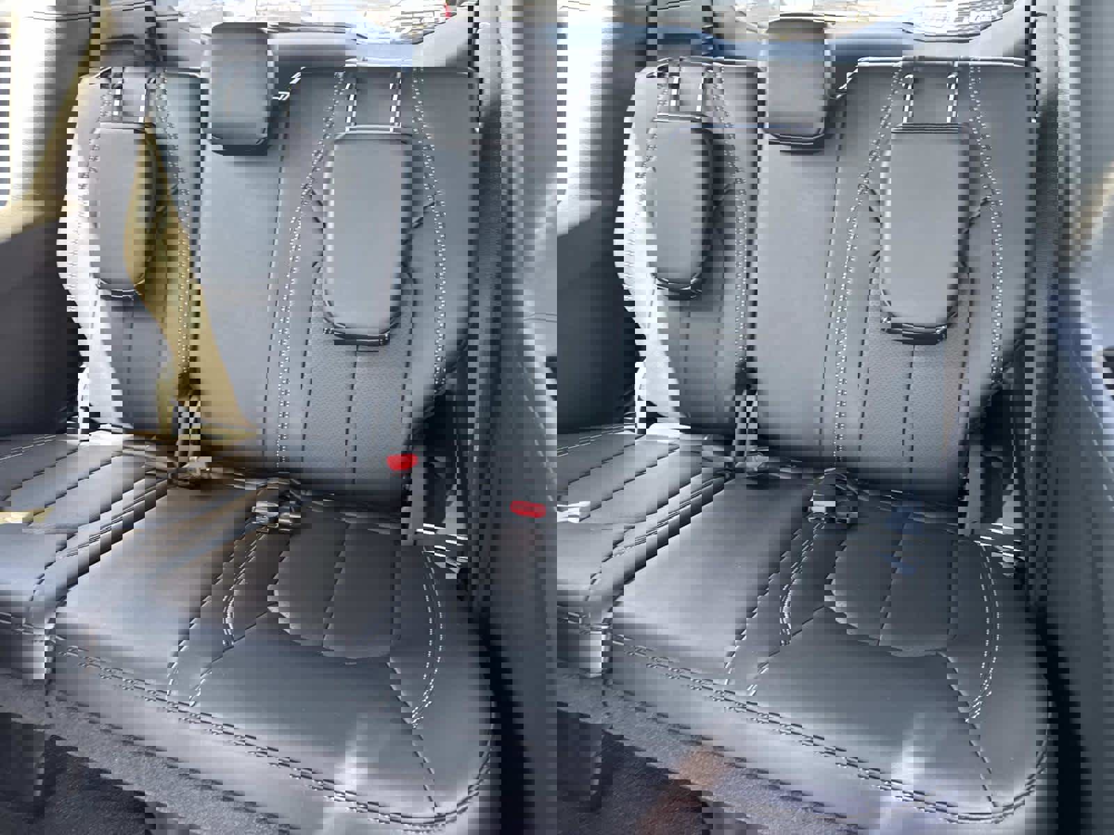 New 2026 Chrysler Voyager LX image 8