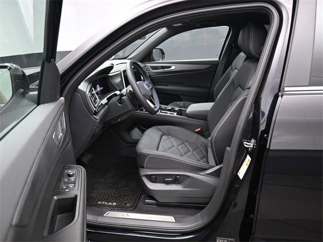 New 2026 Volkswagen Atlas Cross Sport SE image 9