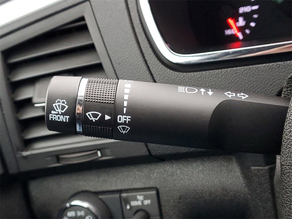 Used 2011 Chevrolet Traverse LT w/ Personal Connectivity Package image 19