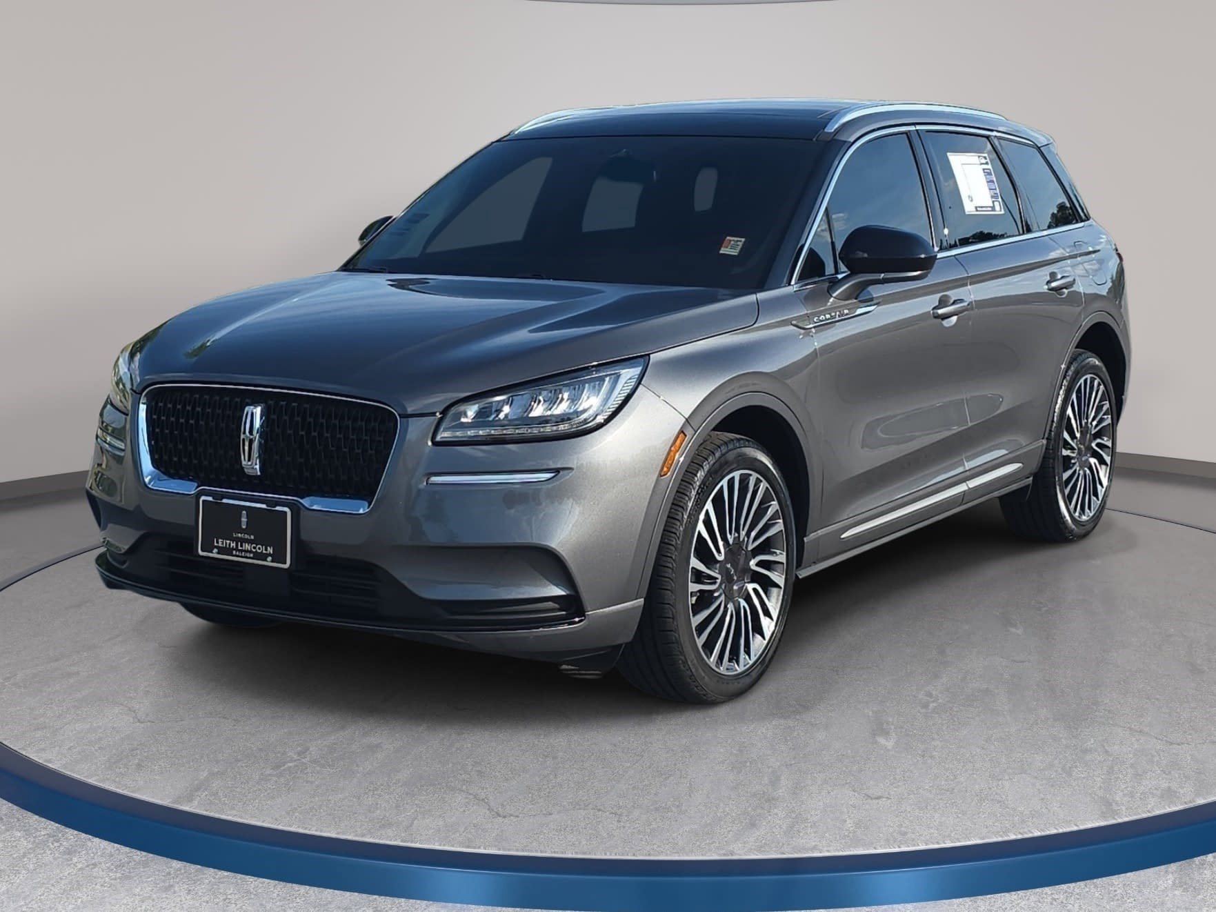 Certified 2022 Lincoln Corsair AWD w/ Premium Package image 1