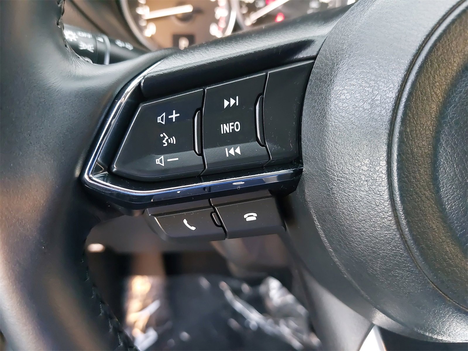 Used 2018 MAZDA CX-5 Sport image 17