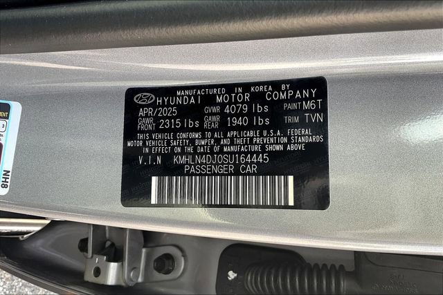 New 2025 Hyundai Elantra Limited image 13