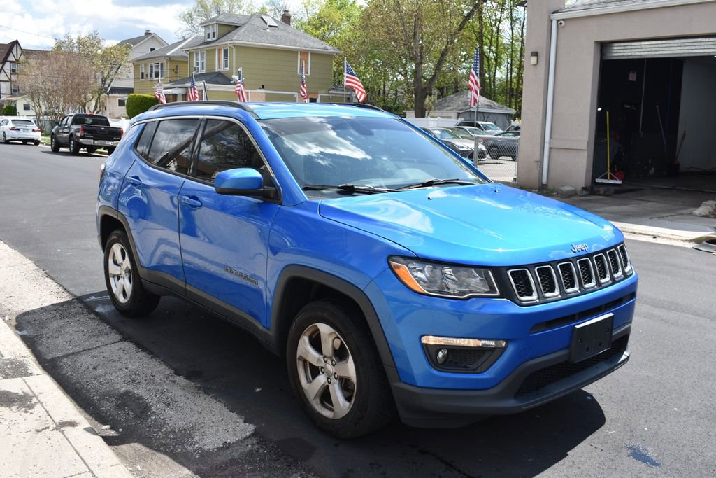 Used 2019 Jeep Compass Latitude w/ Popular Equipment Group image 4