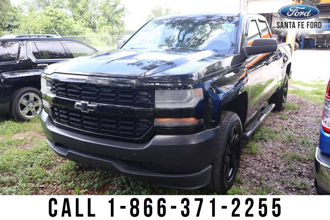 Used 2016 Chevrolet Silverado 1500 W/T w/ Black Out Edition RWD image 2