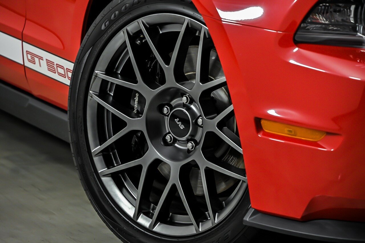 Used 2011 Ford Mustang Shelby GT500 w/ SVT Performance Pkg RWD image 4