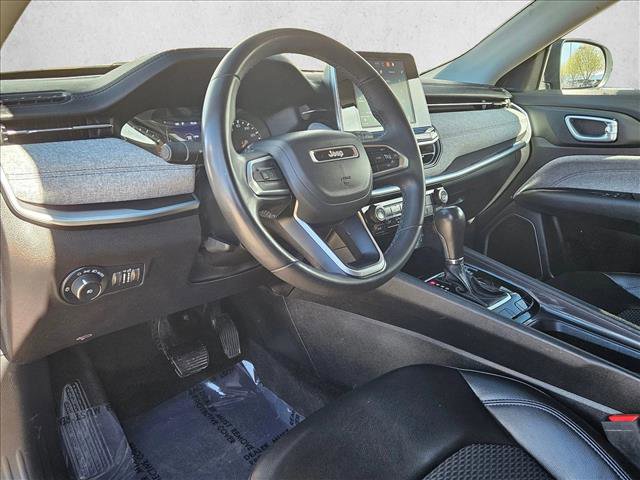 Used 2022 Jeep Compass Latitude FWD image 10