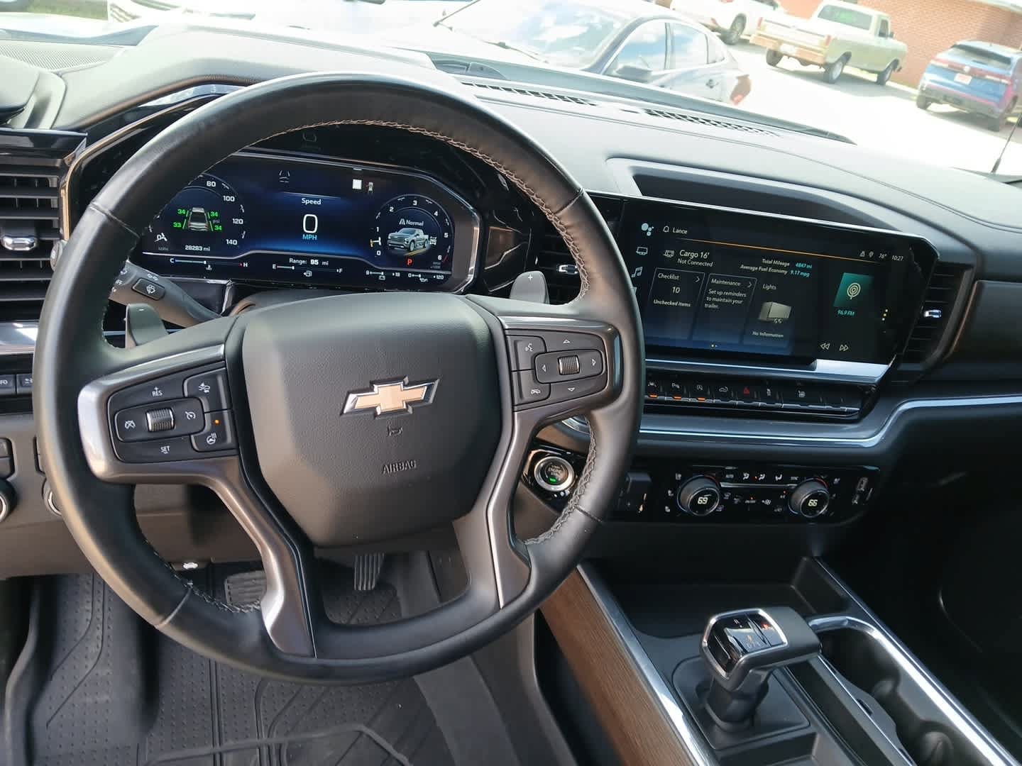 Used 2023 Chevrolet Silverado 1500 High Country w/ High Country Premium Package AWD/4WD image 25