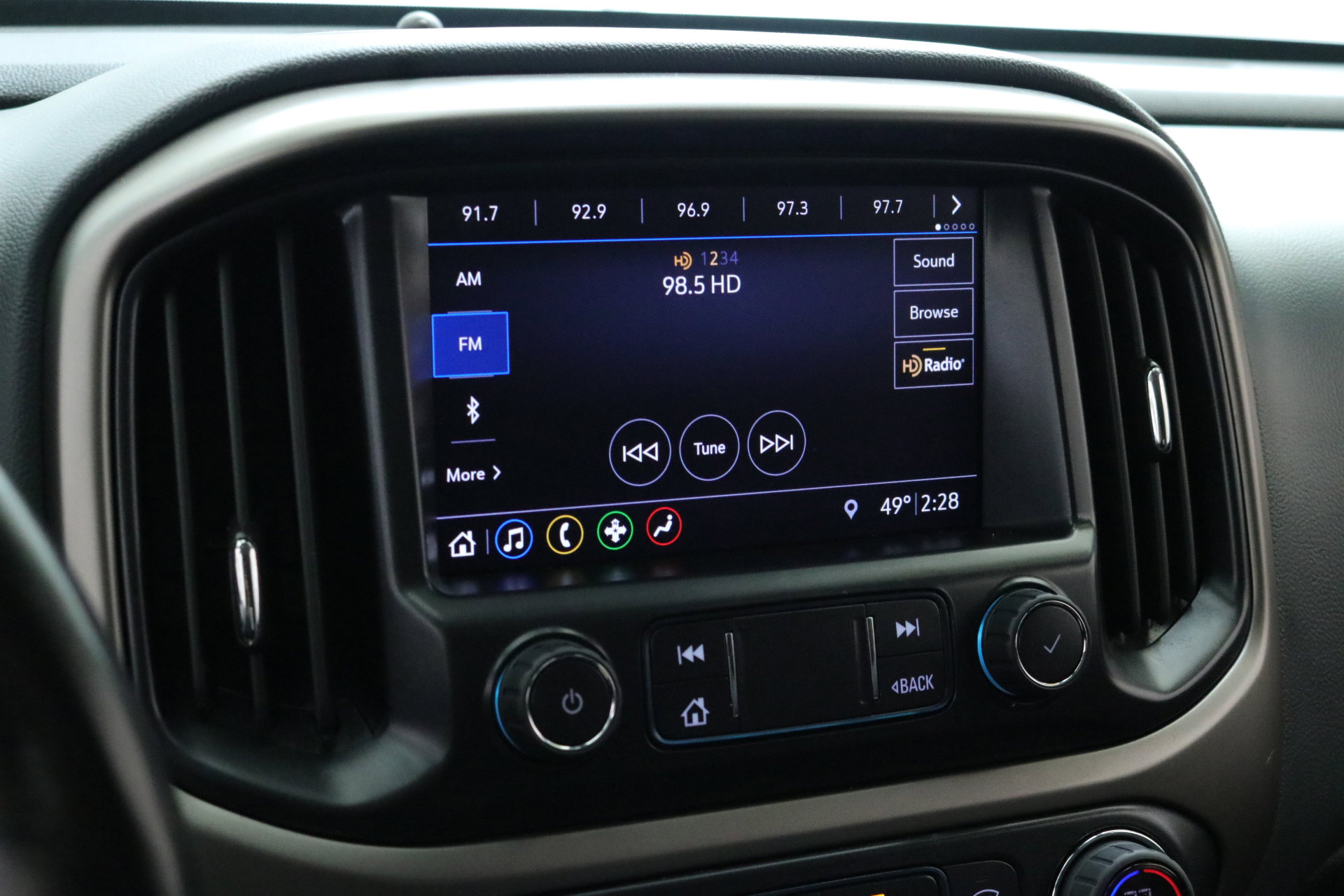 Used 2022 Chevrolet Colorado Z71 w/ Safety Package image 18