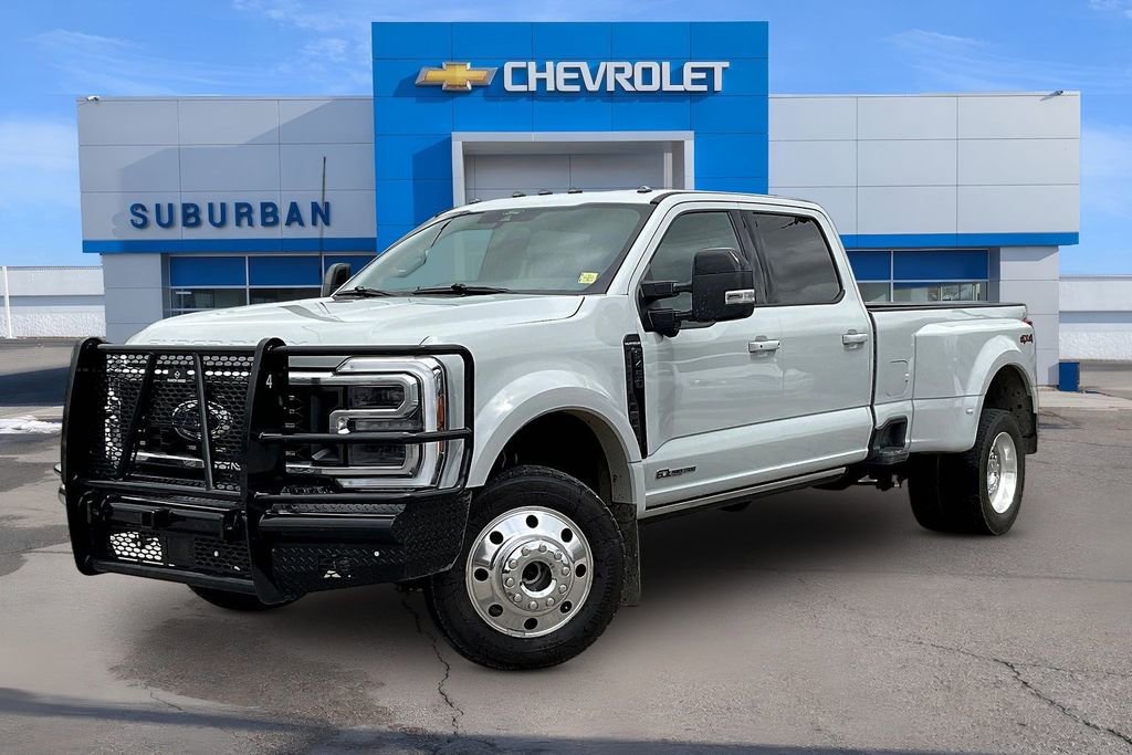Used 2025 Ford F450 Platinum image 1