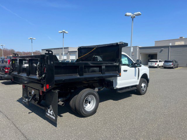 New 2026 Ford F350 XL w/ XL Chrome Package AWD/4WD image 5