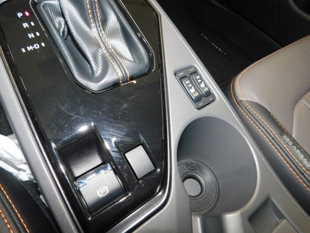 Used 2025 Subaru Crosstrek 2.5i Limited w/ Popular Package #3A image 21