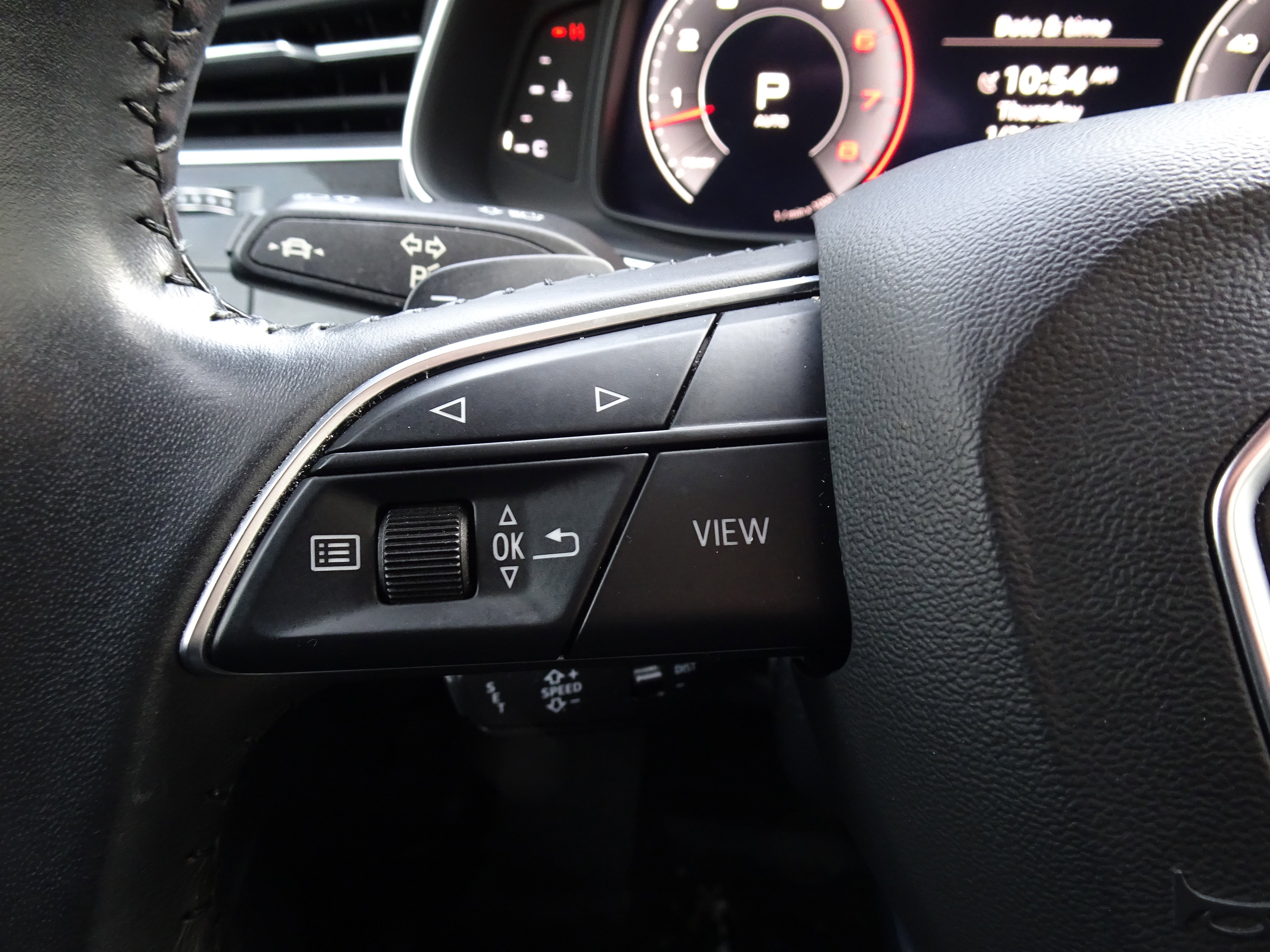 Used 2019 Audi Q8 Prestige w/ Luxury Package image 33