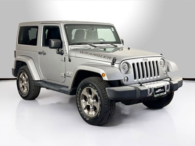 Used 2018 Jeep Wrangler Sahara w/ Connectivity Group AWD/4WD image 7