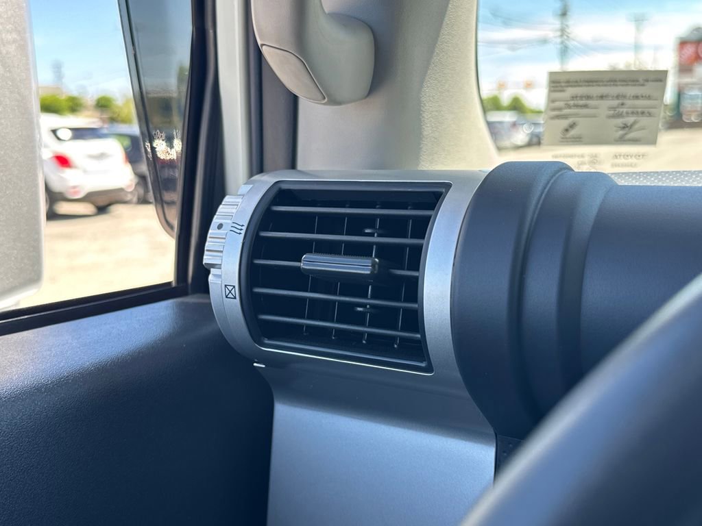 Used 2014 Toyota FJ Cruiser 4WD w/ Convenience Package image 44
