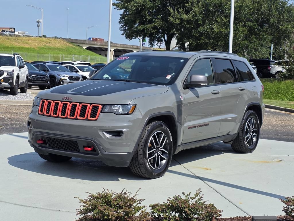 Used 2021 Jeep Grand Cherokee Trailhawk w/ Trailhawk Luxury Group AWD/4WD image 7