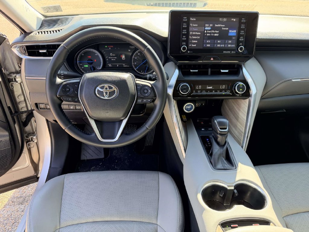Certified 2021 Toyota Venza XLE w/ Softex Package AWD/4WD image 2
