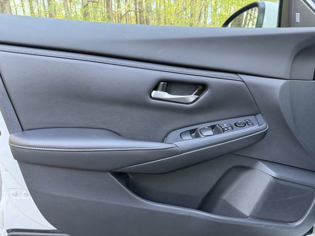 Used 2023 Nissan Sentra SV image 9