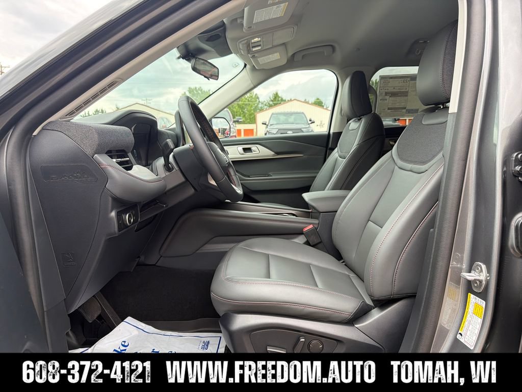 New 2026 Ford Explorer Active w/ Active Comfort Package AWD/4WD image 11