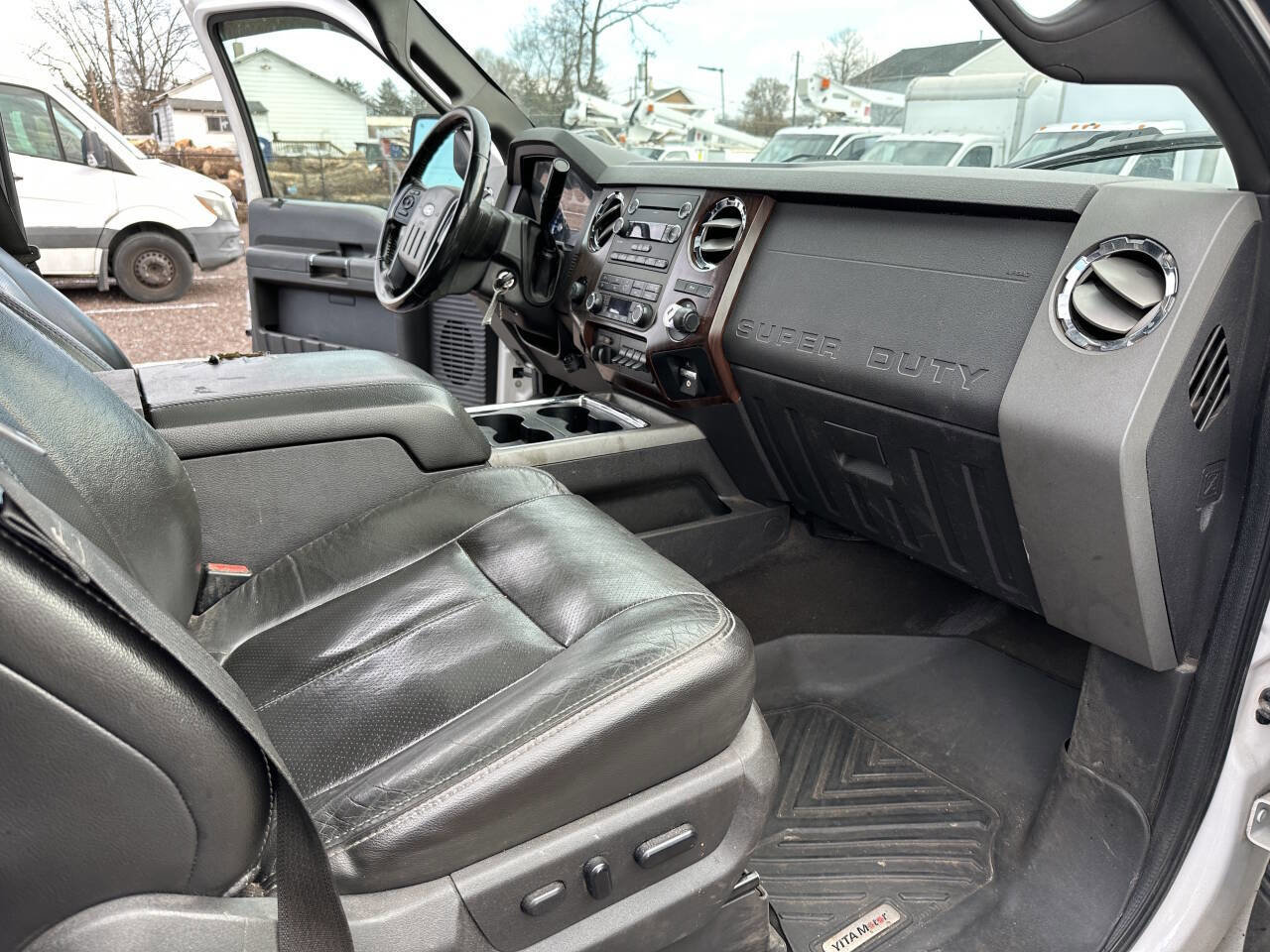 Used 2012 Ford F250 Lariat w/ Chrome Pkg image 10