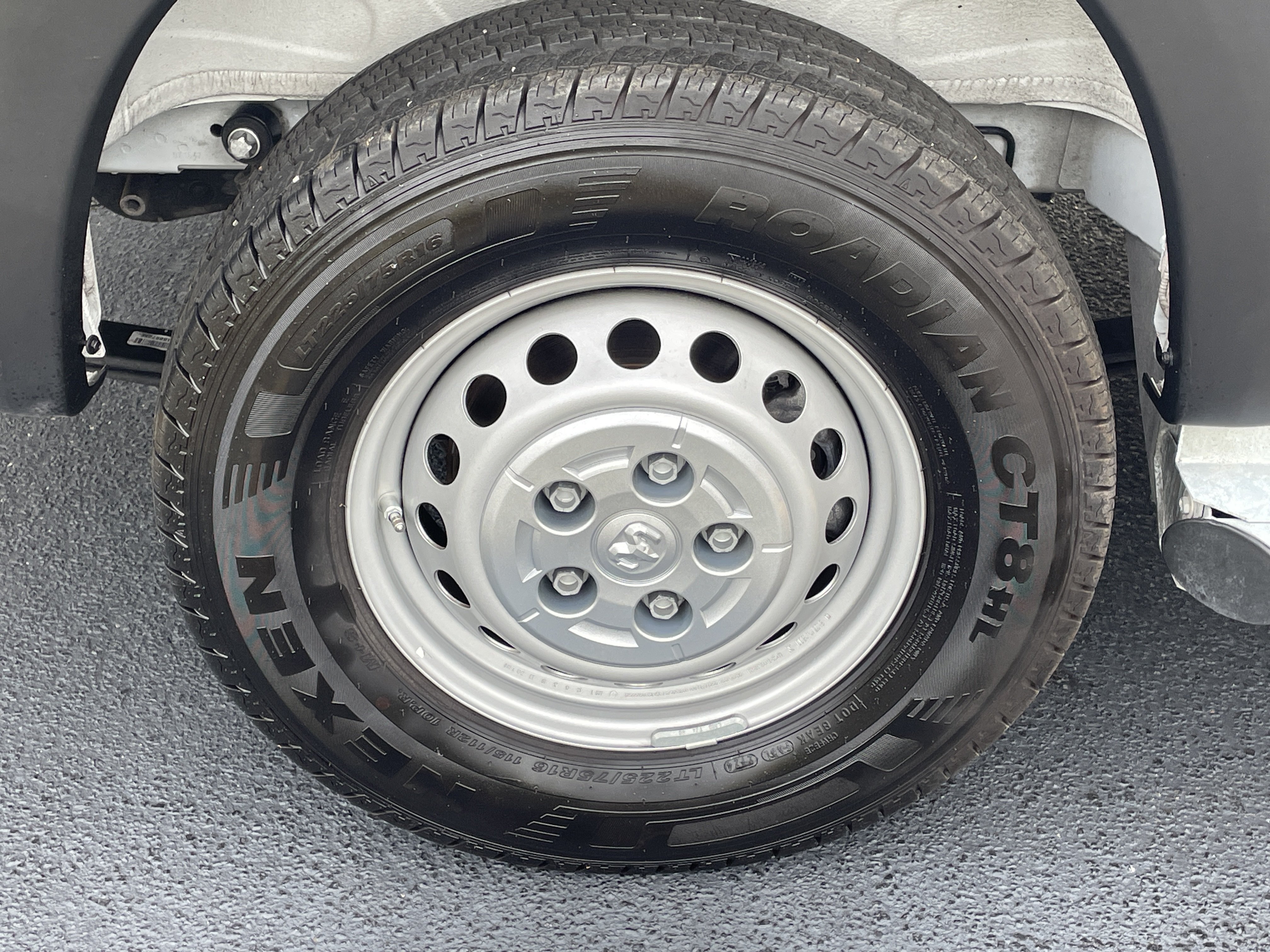 Used 2025 RAM ProMaster 2500 w/ U-Haul Equipment Group FWD image 36
