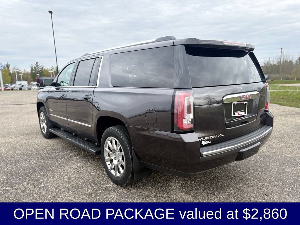 Used 2015 GMC Yukon XL Denali w/ Premium Package AWD/4WD image 4