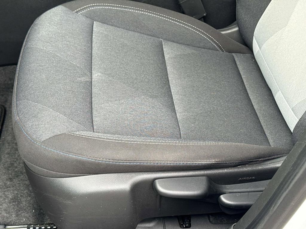 Certified 2025 Chevrolet Trax LS image 15