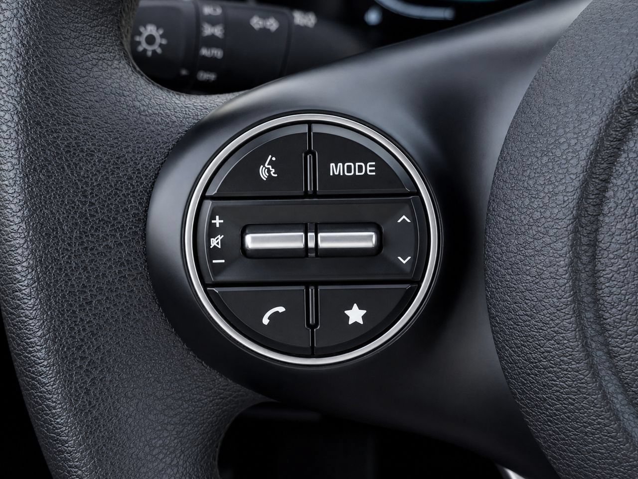 Used 2024 Kia Soul LX w/ Option Group 015 FWD image 22