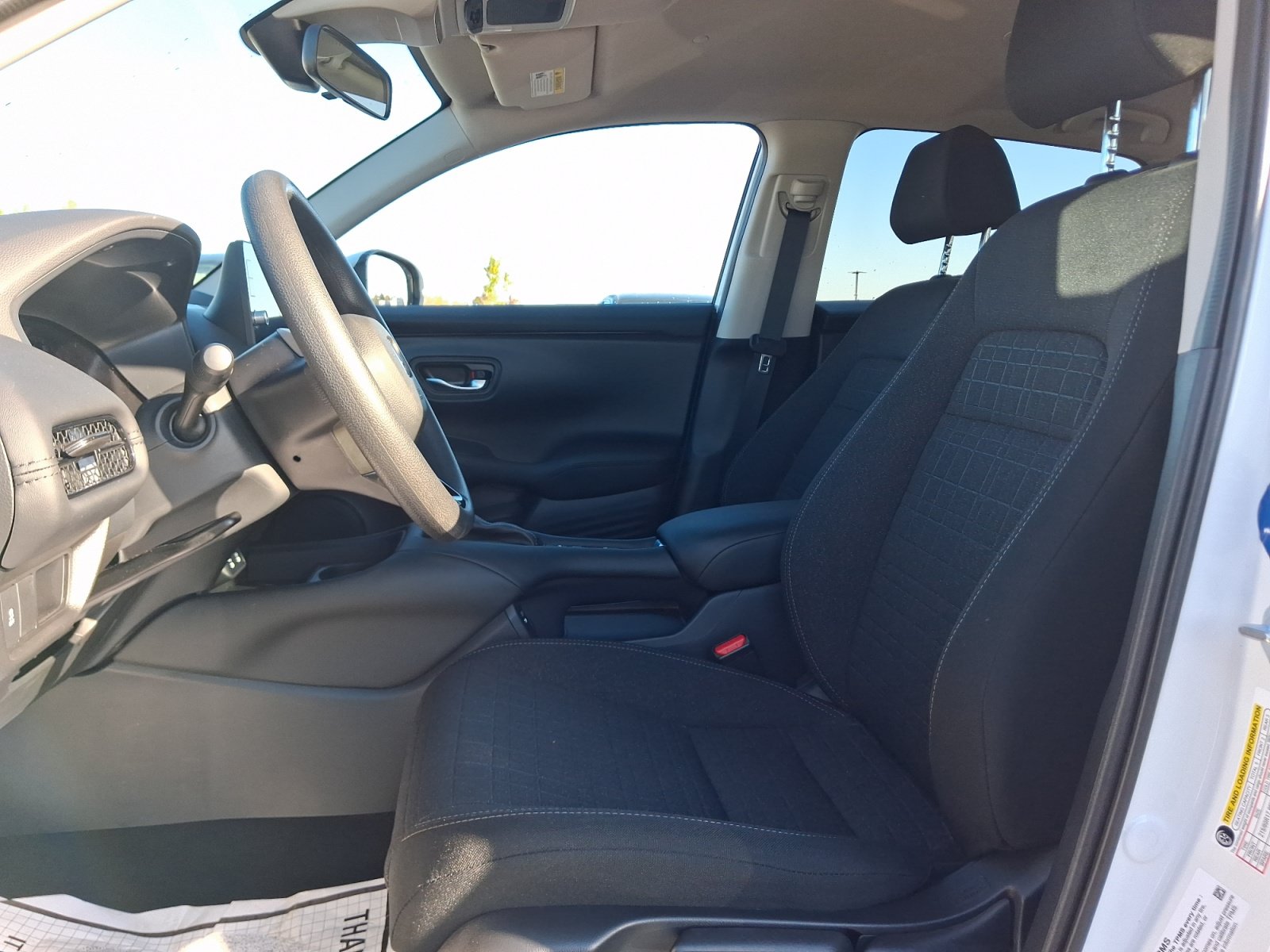 Used 2027 Honda HR-V LX image 5