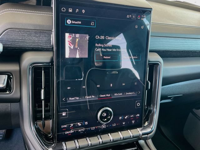 New 2026 GMC Yukon AT4 Ultimate AWD/4WD image 10