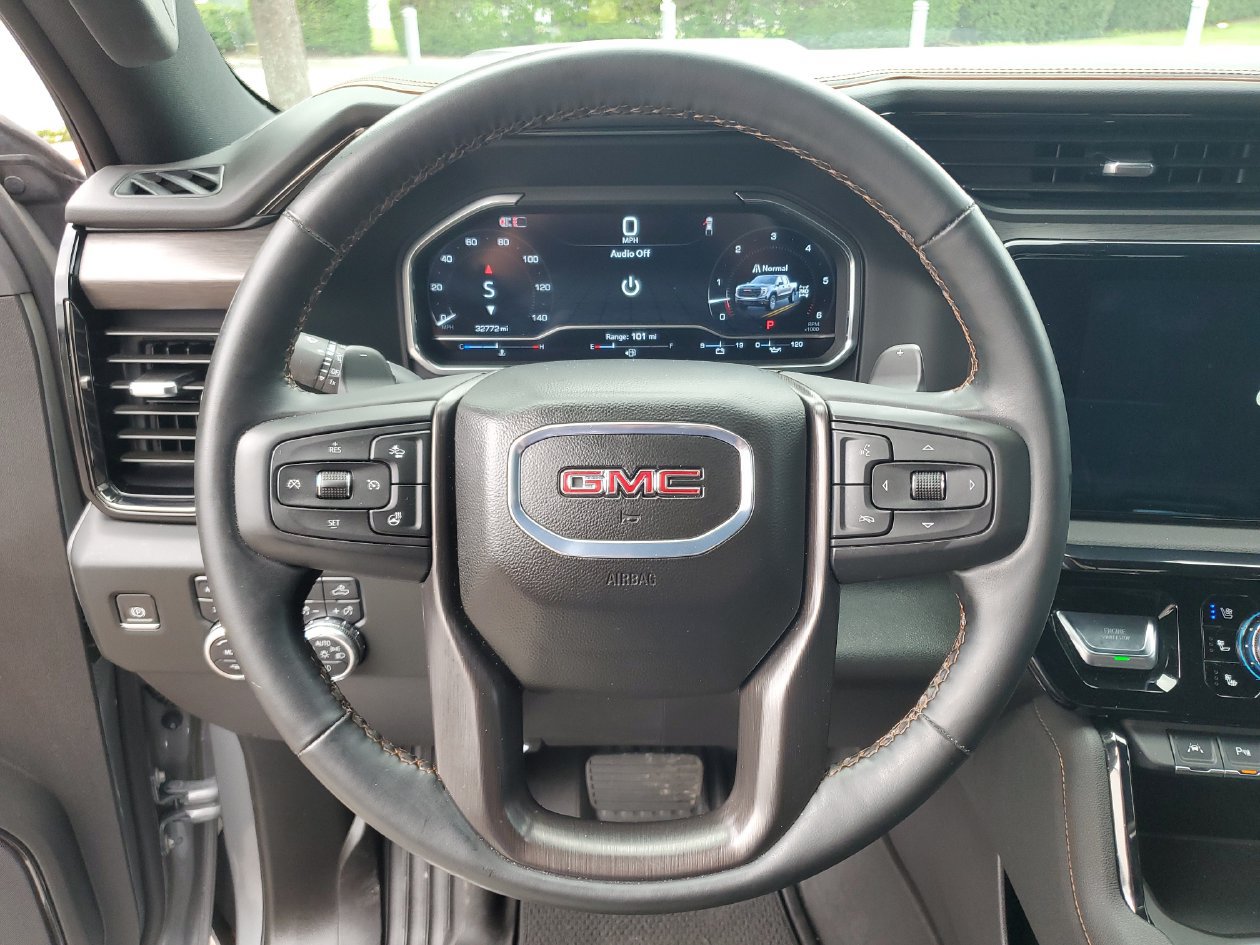 Used 2024 GMC Sierra 1500 AT4 w/ Technology Package AWD/4WD image 21