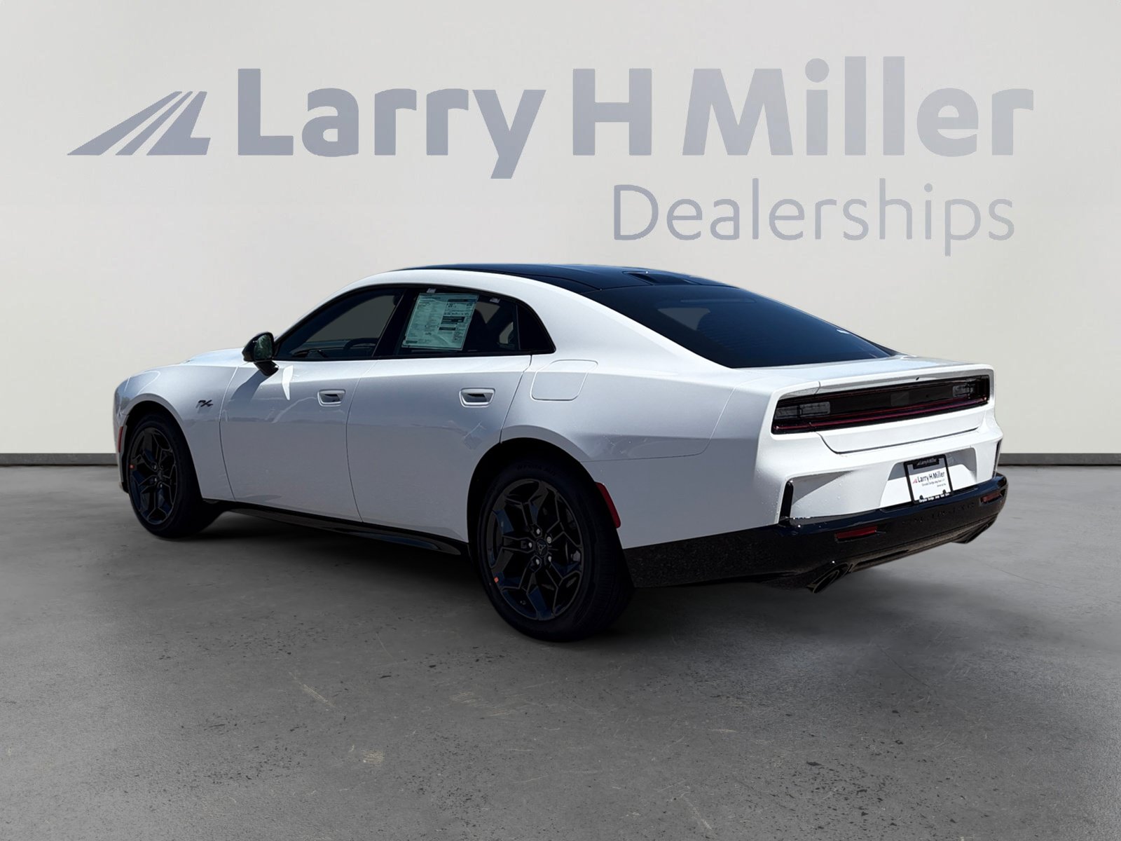 New 2026 Dodge Charger R/T w/ Blacktop Package AWD/4WD image 4
