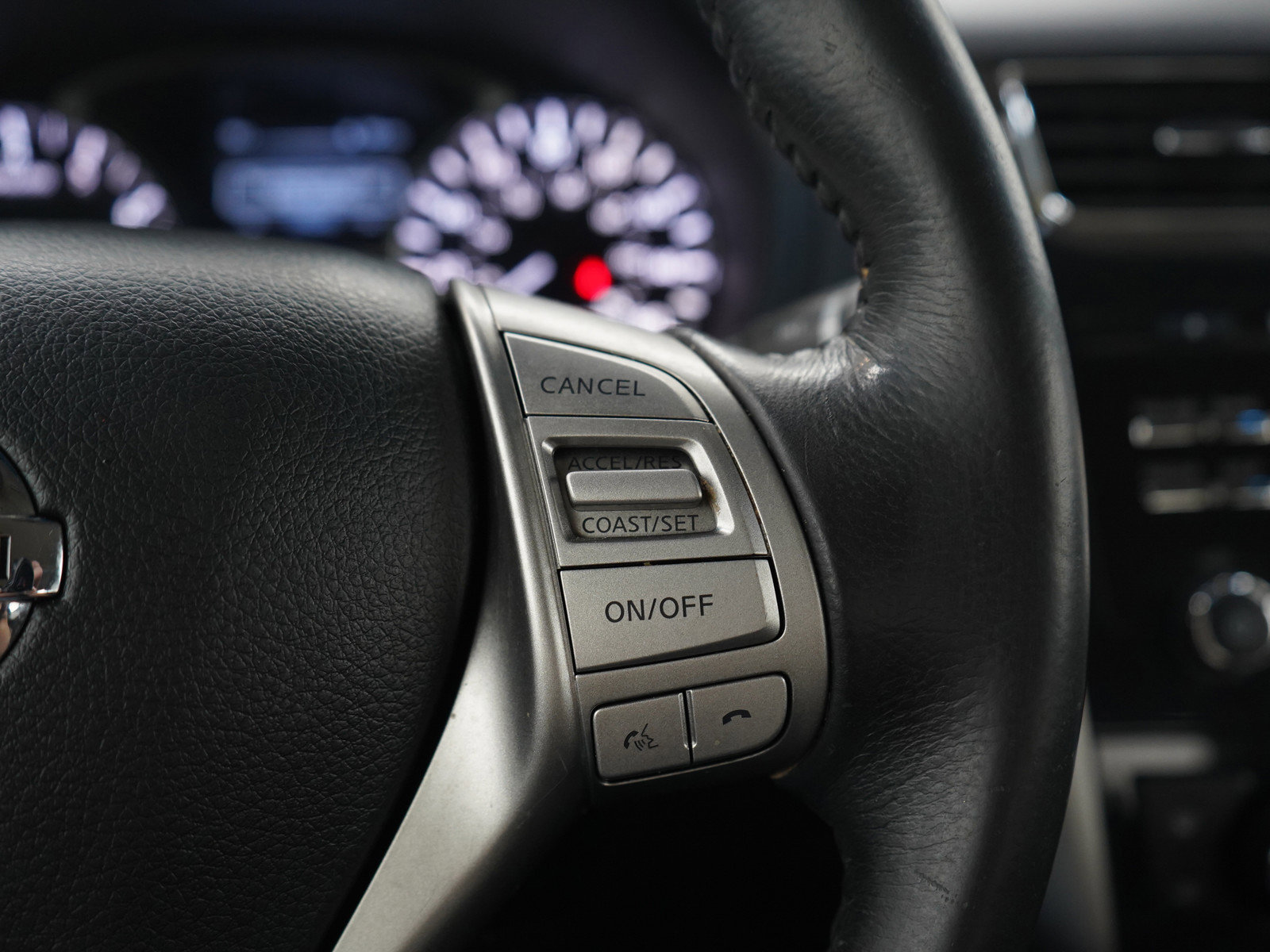 Used 2015 Nissan Altima 2.5 SV FWD image 24