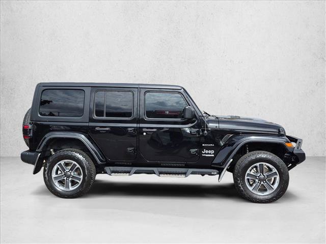 Used 2019 Jeep Wrangler Unlimited Sahara AWD/4WD image 4