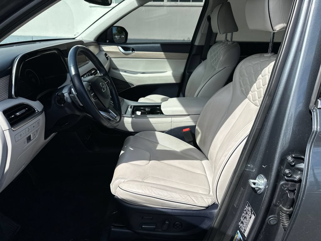 Used 2022 Hyundai Palisade Limited w/ Cargo Package AWD/4WD image 12