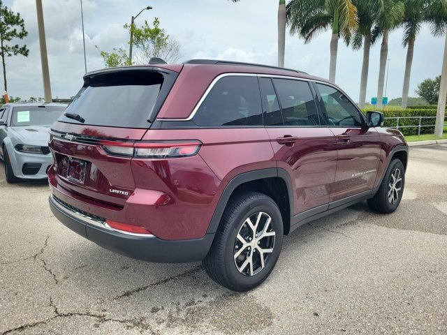 Used 2025 Jeep Grand Cherokee Limited AWD/4WD image 7