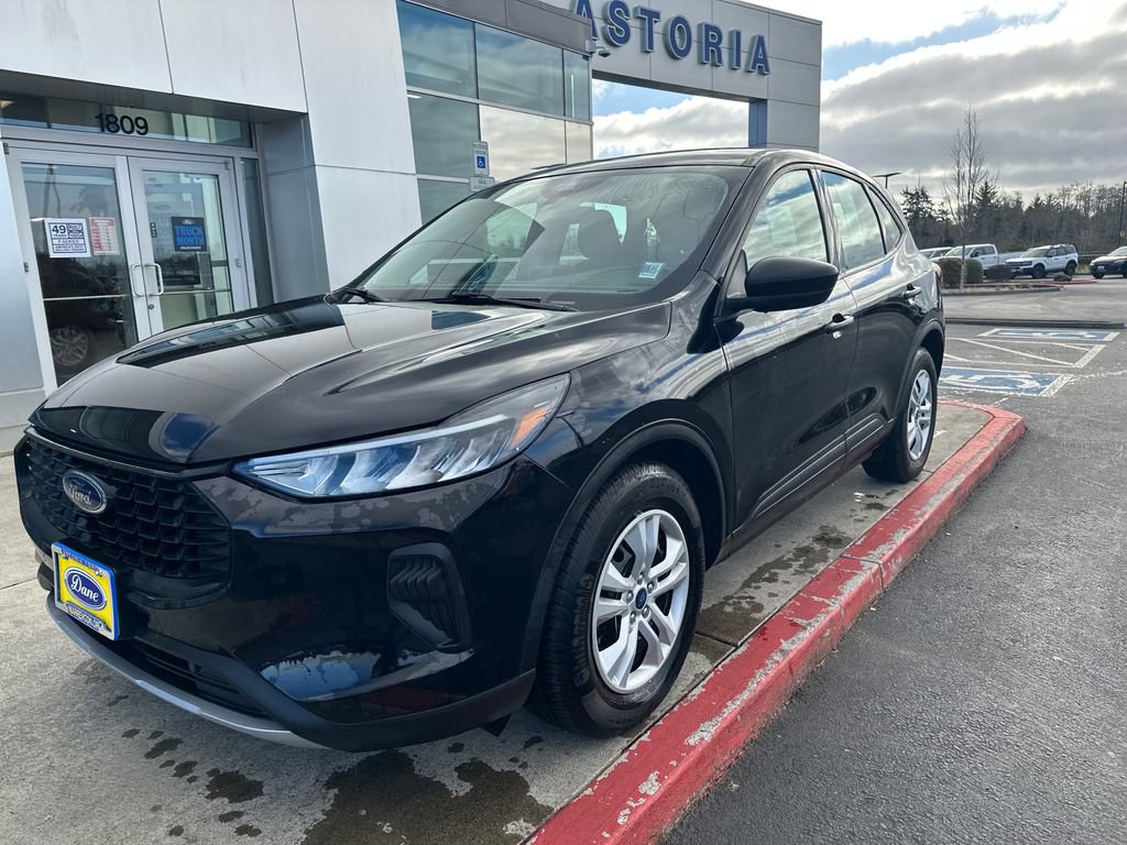 Used 2023 Ford Escape FWD image 8