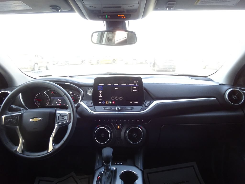 Certified 2024 Chevrolet Blazer LT w/ Convenience Package FWD image 22